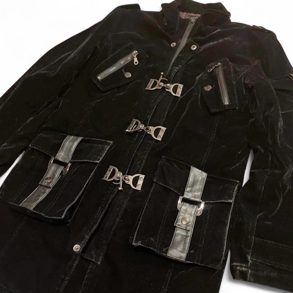Vintage Japanese Brand Velvet Cyberpunk Goth Clasp Jacket - Picture 2 of 8